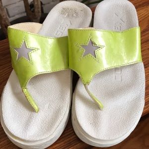 REDUCED Converse OneStar Flipflops